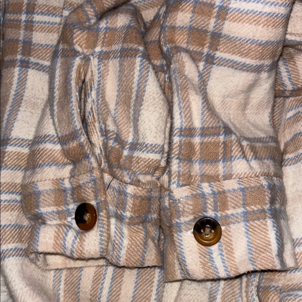 Hollister Women’s Boyfriend Fit Plaid Shacket, Size Medium - Picture 6 of 15